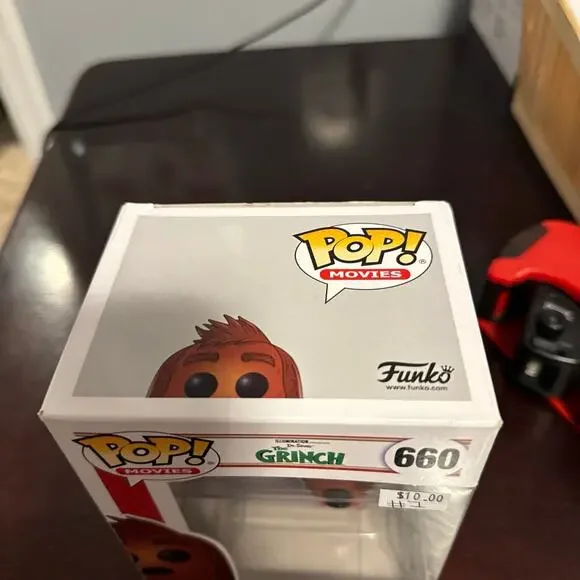 Max the dog Funko Pop 660 (listing #1) - Picture 5 of 6